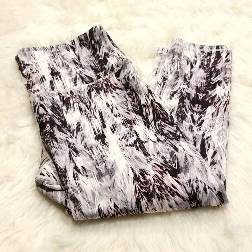 GAIAM Capri Yoga Pant
